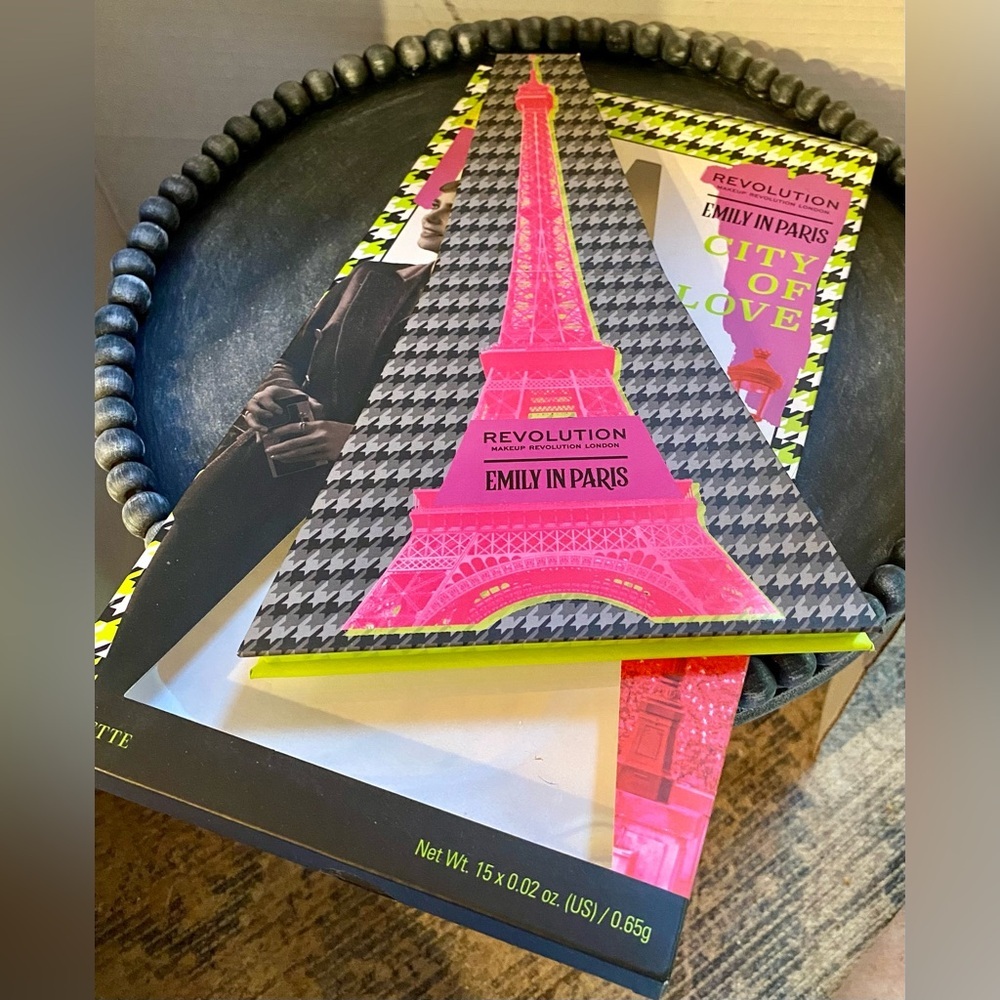 🔥Revolution X Emily In Paris CITY of LOVE Palette🔥 NWT